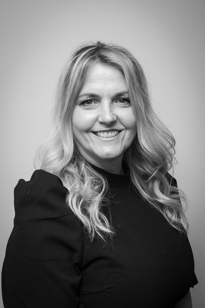 Karen Dixon