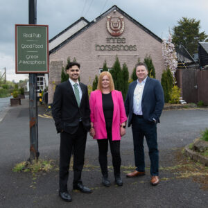 Three Horseshoes